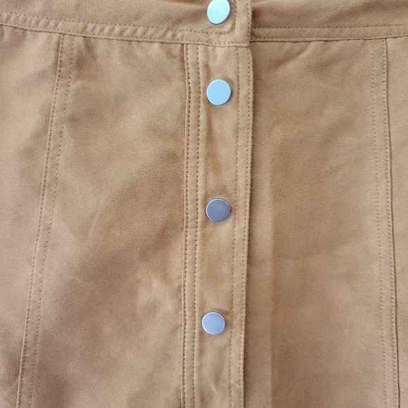 H&M Divided A-line skirt Size 6 - Picture 5 of 8